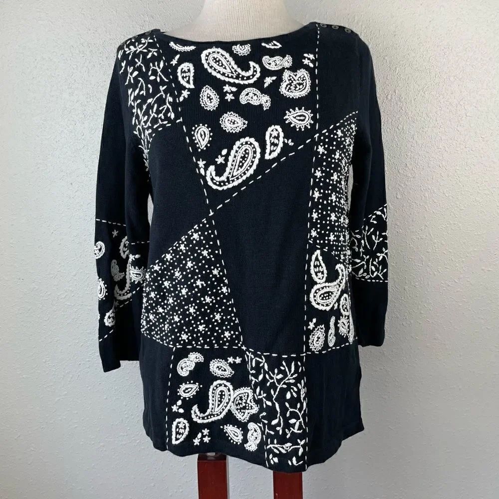 Jones New York Signature Black and White Stitched Sweater Top Size S EUC